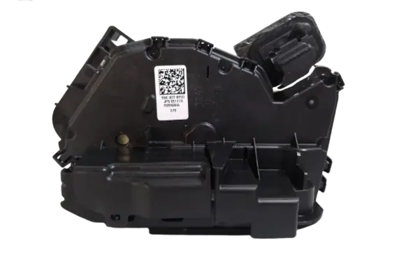 Volkswagen PASSAT B8 Front door lock 5NC837015D