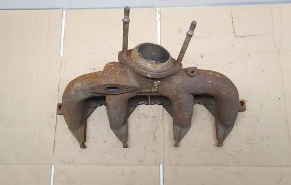 Renault 19 Exhaust manifold