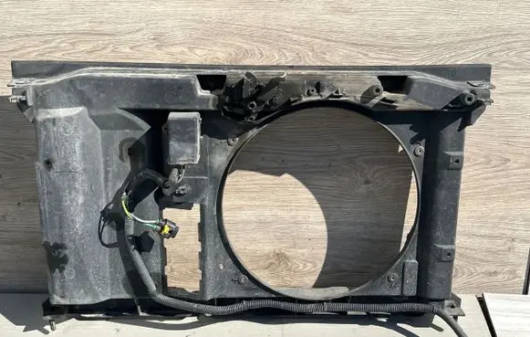 Peugeot 307 Radiator support slam panel