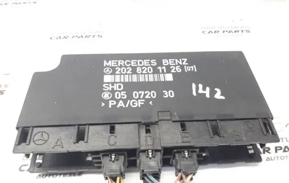 Mercedes-Benz C W202 Comfort/convenience module 2028201126 05072030