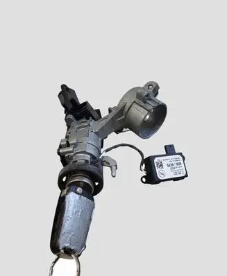 Opel Zafira C Ignition lock 20939745 23432546