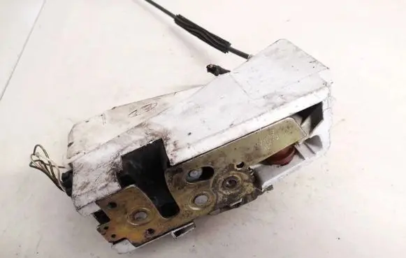 Seat Alhambra (Mk1) Rear door lock 93bg220a20dd