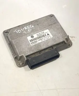 Volkswagen Touareg I Transfer box differential control unit 0AD927755BE H18S0119 5WK22063
