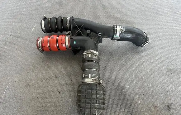 Peugeot 208 I Intercooler hose/pipe 9678406580 9801270580