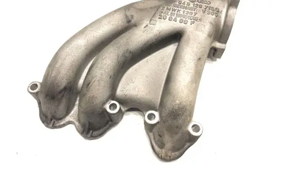 Skoda Fabia Mk1 (6Y) Intake manifold 045129713Q