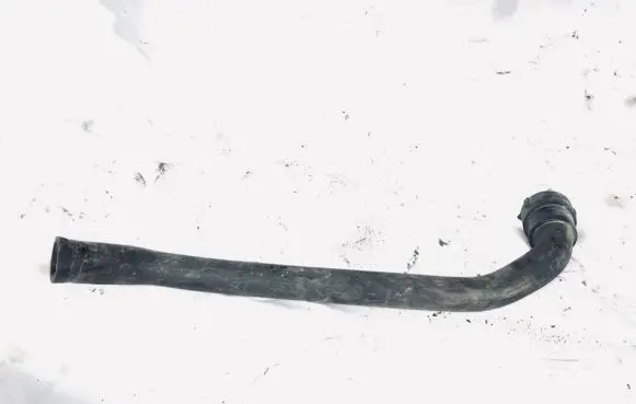 Ford Mondeo MK IV Engine coolant pipe/hose s4000197