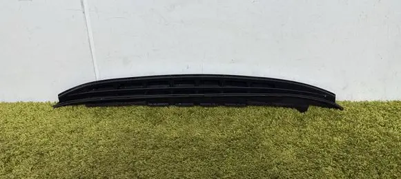 Opel Corsa E Front bumper lower grill 69003563 475498858