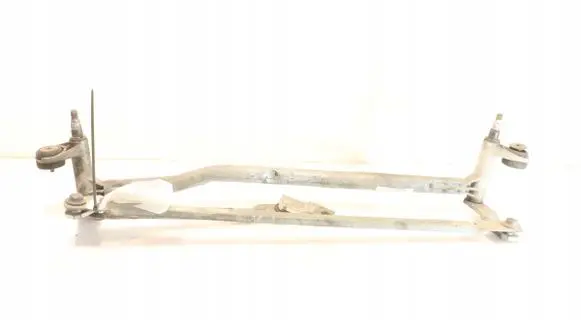 Audi A3 S3 8P Front wiper linkage 
