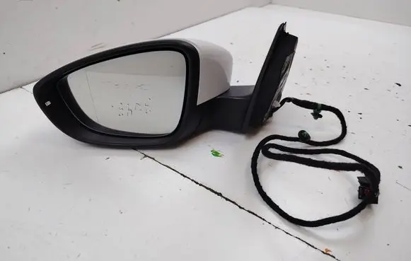 Hyundai i20 (PB PBT) Front door electric wing mirror 3C0857933A 5E1012522 E1021005