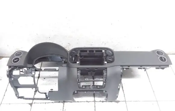 Volkswagen Golf Plus Dashboard 5M1857181