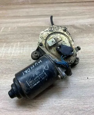 Renault Kangoo II Wiper motor 9801024000