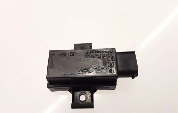 KIA Ceed Airbag deployment crash/impact sensor 958102L500