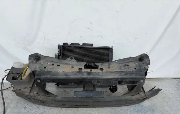 Renault Twingo II Front piece kit 
