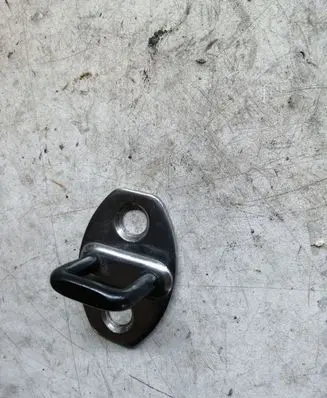 Volkswagen Golf VI Front door lock loop/hook striker 