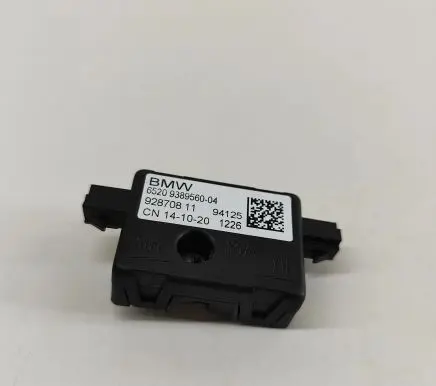 BMW X3 G01 Aerial antenna amplifier 9389560