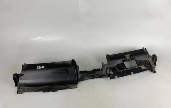 Volkswagen PASSAT B8 Radiator trim 3C0121330D