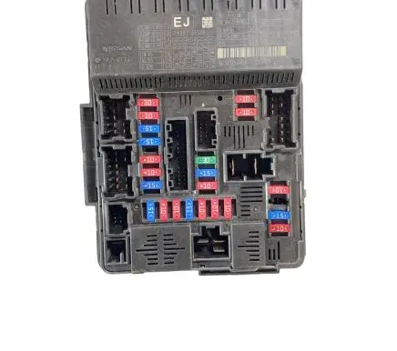Nissan Murano Z52 Fuse module 284B73TS2B 86311055PU