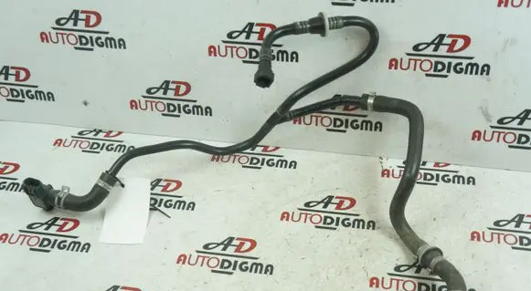Opel Astra J Vacuum line/pipe/hose 13350871