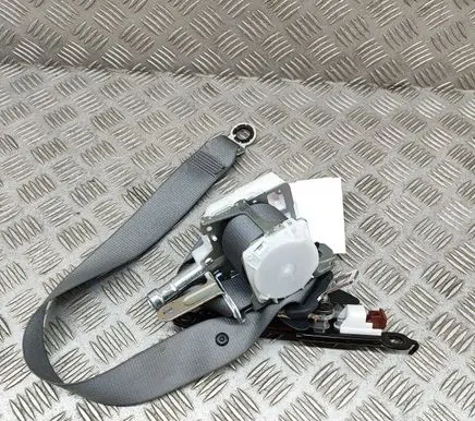 Toyota Sienna XL40 IV Front seatbelt 7322008100C3