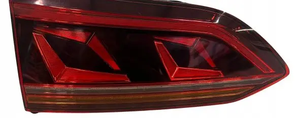 Volkswagen Touareg III Tailgate rear/tail lights 760945307