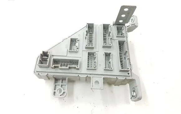 KIA Sportage Fuse module 919501F530