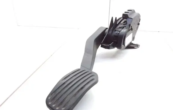 Volvo S60 Accelerator throttle pedal 30636006 6PV00853703