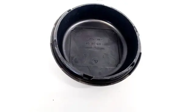 Honda Civic Headlight/headlamp dust cover 1305219126