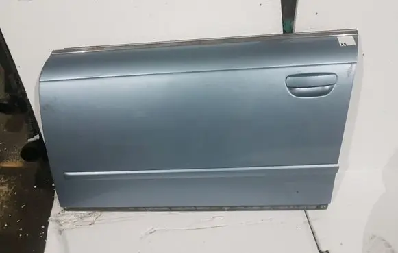 Audi A4 S4 B7 8E 8H Front door