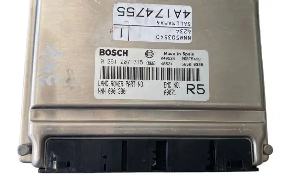 Land Rover Range Rover Sport L320 Engine control unit/module NNN000390 26RT5498 0261207715