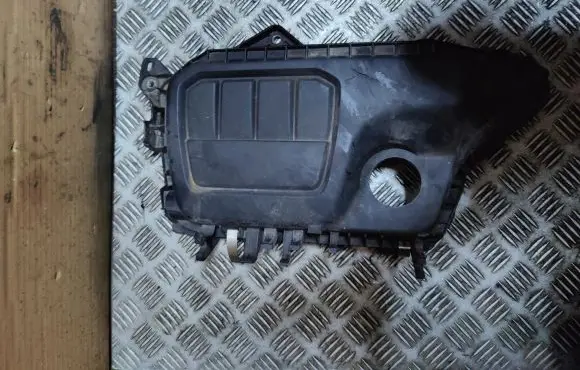 Renault Trafic III (X82) Heat shield in engine bay 