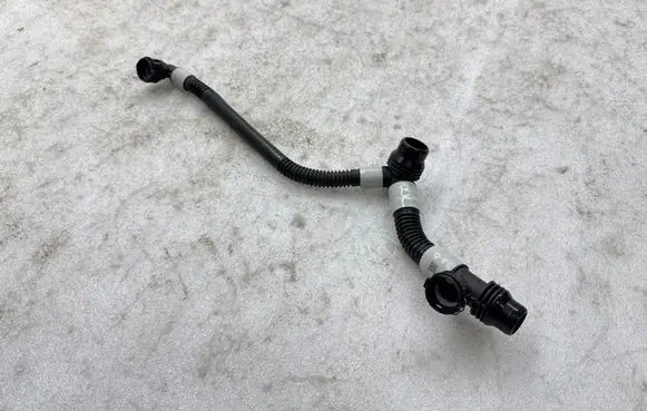 Tesla Model 3 Engine coolant pipe/hose 107757700F