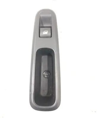 Hyundai i30 Electric window control switch 96759764