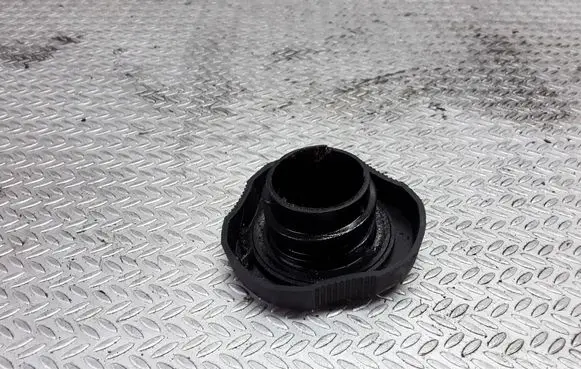 Peugeot Boxer Oil filler cap 