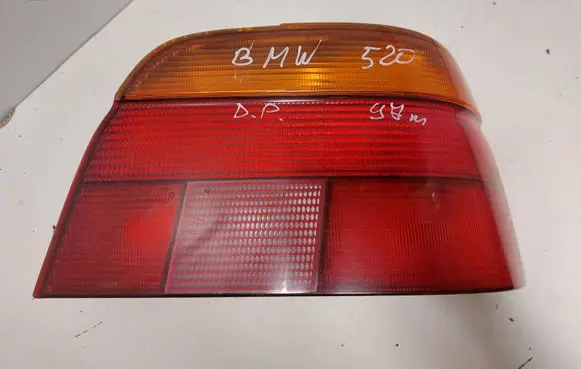 BMW 5 E39 Rear/tail lights 8358032 2VP00724002