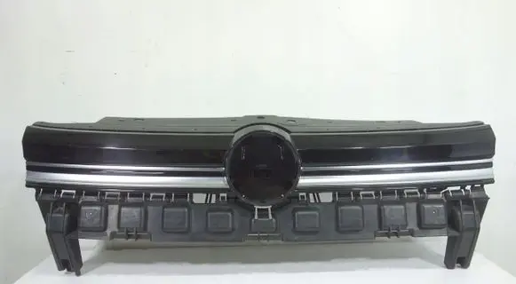 Volkswagen Caddy Front bumper upper radiator grill 2K7807231E