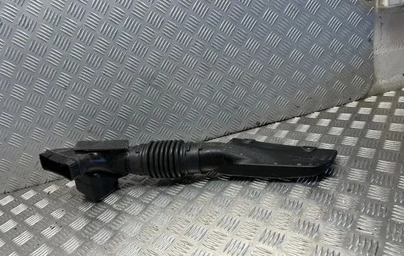 Mitsubishi Outlander Air intake duct part 1505A661