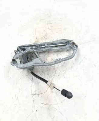 Front door exterior handle/bracket
