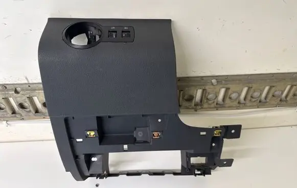 Volkswagen Caddy Dashboard lower bottom trim panel 2K1858367 2K0941333