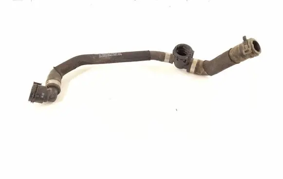 Mercedes-Benz GLC X253 C253 Engine coolant pipe/hose 2135010882 A2135010882