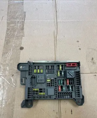 BMW X5 E70 Fuse module 693168704
