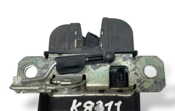 Volkswagen Polo IV 9N3 Tailgate/trunk/boot lock/catch/latch 6Q6827505E