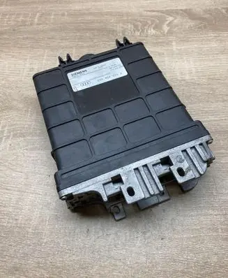 Audi 80 90 S2 B4 Engine control unit/module ECU 039906024A 5WP4144