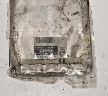 Toyota Corolla E120 E130 Engine control unit/module 8966612320 1758005041