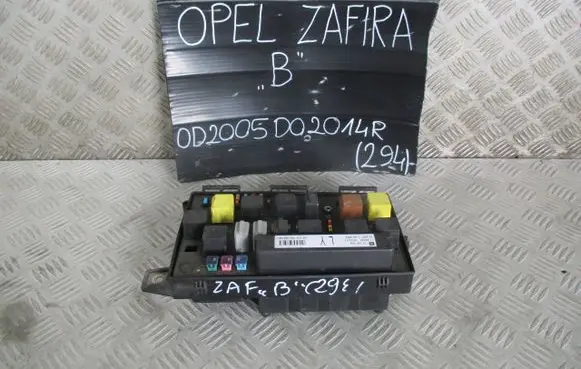 Opel Zafira B Positive wiring loom 13285620