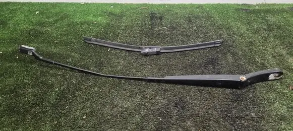 Volkswagen Golf VII Windshield/front glass wiper blade 5G1955410