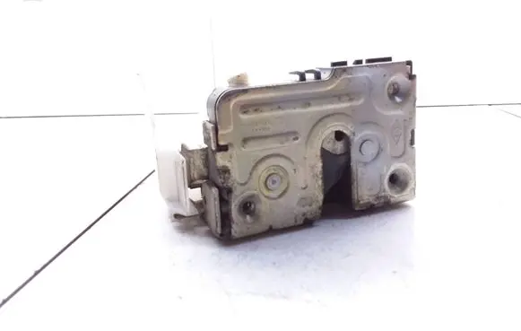 Renault Espace III Front door lock