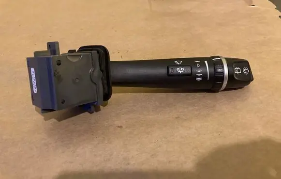 Volvo XC90 Wiper control stalk 31268565