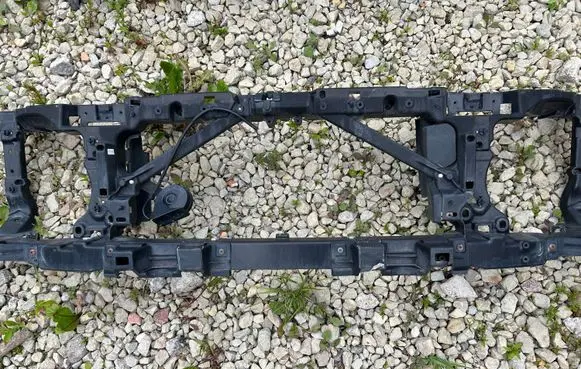 Land Rover Discovery 3 - LR3 Radiator support slam panel