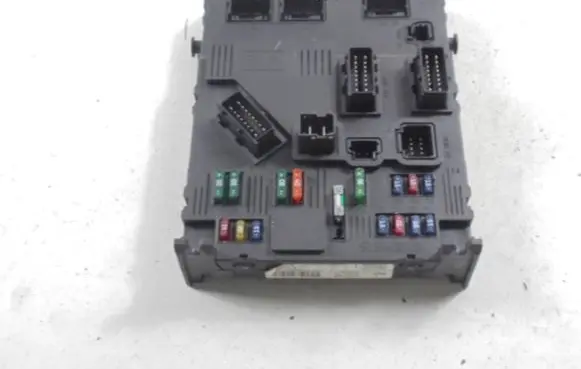 Peugeot 206 CC Fuse box set 9652474780