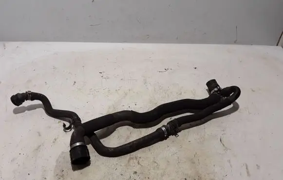 Mini Cooper Countryman R60 Engine coolant pipe/hose 9802104